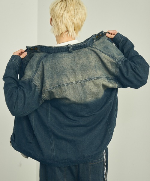 【DIESEL】ヴィンテージウォッシュ デニムジャケット クロップド丈 DIESEL】ヴィンテージウォッシュ デニムジャケット クロップド丈