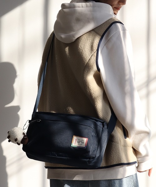 極美品ほぼ未使用品◎AVOCAアボカ チェック地×ボトムレザー ショルダーバッグ AVOCA（アヴォカ） ショルダーバッグ バッグ 「AVOCA/アヴォカ」横長