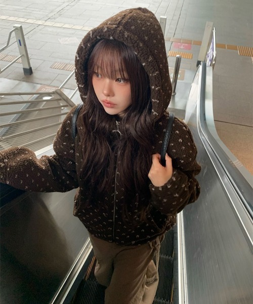 anyonemore ブルゾン アウター ハート模様ドット柄フリースジップ