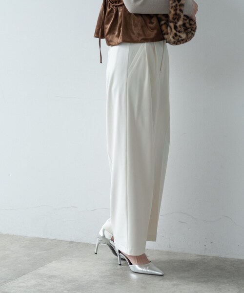 INDIVI GALLEST パンツ ホワイトタックパンツ レディース : ZOZOTOWN
