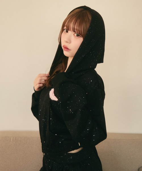 TITTY＆CO.（ティティーアンドコー） パーカー ファーロゴラメ