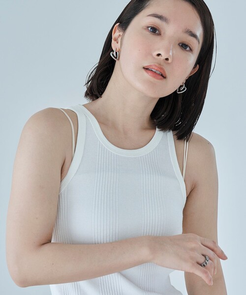 プリーツプリーズ スタンドカラーノースリーブトップス freeサイズ 美品 PLEATS PLEASE(プリーツプリーズ) バイカラーノースリ Delta
