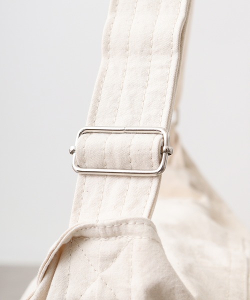 Jouet（ジョエット） ショルダーバッグ センターステッチフラップ