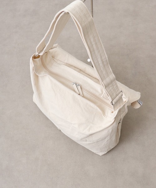 Jouet（ジョエット） ショルダーバッグ センターステッチフラップ