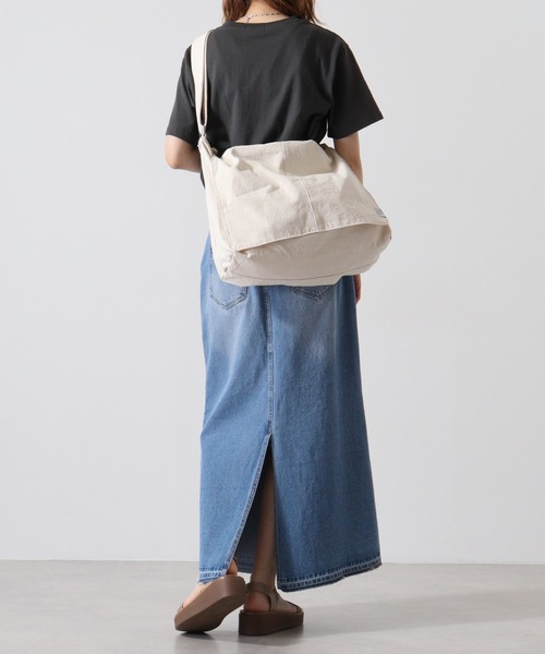 Jouet（ジョエット） ショルダーバッグ センターステッチフラップ