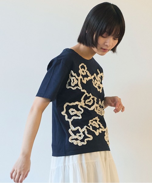 tシャツ くるくるはなテープ刺繍Tシャツ レディース bulle de savon tシャツ くるくるはなテープ刺繍Tシャツ
