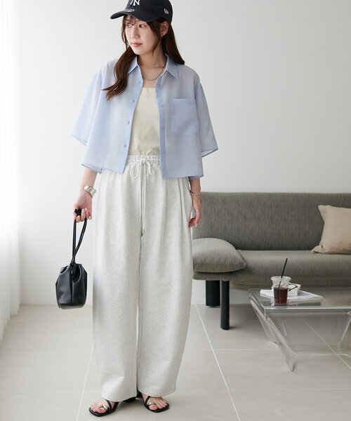 プラダ　クロップド　シャツ　半袖　ブラウス 大人気】PRADA◇コットン クロップド丈 半袖 シャツ ロゴ付き (PRADA