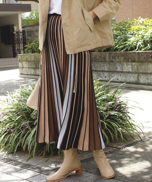 「INCEDE」 フレアスカート M ブラック レディース_画像8