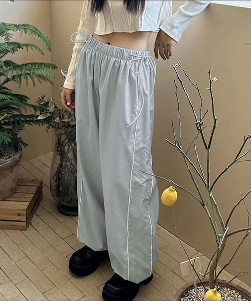 「BARELY BLUE」 カーゴパンツ MEDIUM ライトブルー レディース
