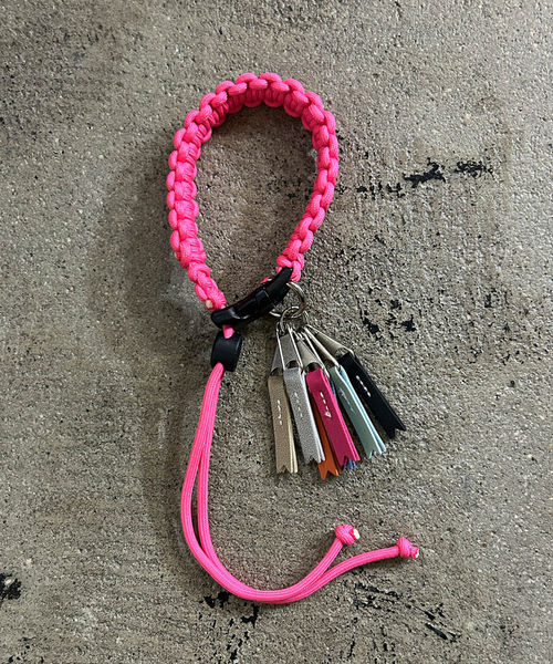 cheek キーホルダー 「cheek」drink code カラーコード ストラップ