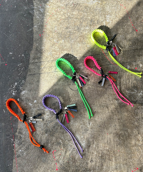 cheek キーホルダー 「cheek」drink code カラーコード ストラップ