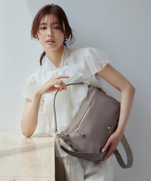 TOCCA（トッカ） ショルダーバッグ バッグ CUSHION SILHOUETTE NYLON