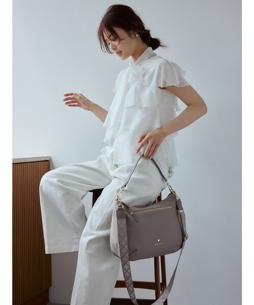 TOCCA（トッカ） ショルダーバッグ バッグ CUSHION SILHOUETTE NYLON