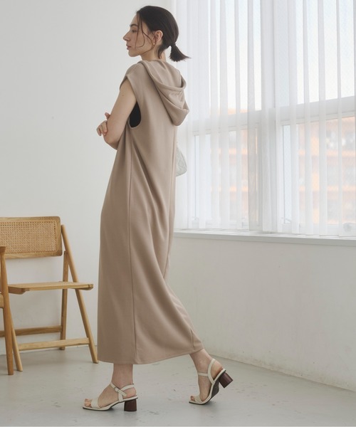 ANGIE ワンピース フード付き ポンチ ノースリーブ ロング ワンピース