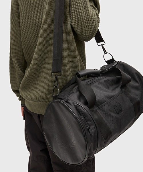 FRED PERRY ドラムバッグ ブラック FRED PERRY（フレッドペリー） ドラムバッグ Black Canvas Large