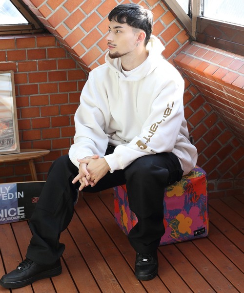 Carhartt（カーハート） パーカー 袖ロゴパーカー メンズ レディース