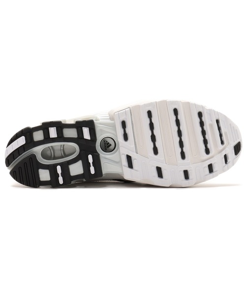 adidas（アディダス） スニーカー adidas PREDATOR MEGARIDE