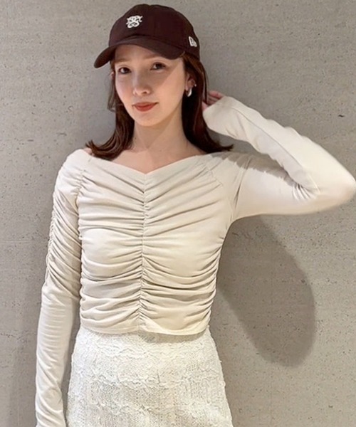 SNIDEL tシャツ 「WEB限定カラーあり」ギャザーオフショル