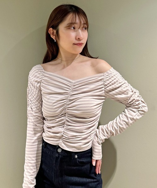SNIDEL ギャザーオフショルカットソー SNIDEL tシャツ 「WEB限定カラーあり」ギャザーオフショル