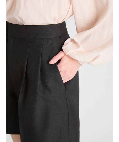 CELFORD パンツ バリエーションタックショートパンツ レディース