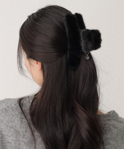 Heather（ヘザー） ヘアクリップ チャーム付きファーバンス 608739
