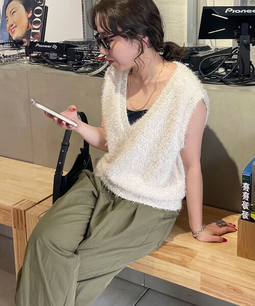 「fredy emue」 ノースリーブニット 38 ベージュ レディース_画像4
