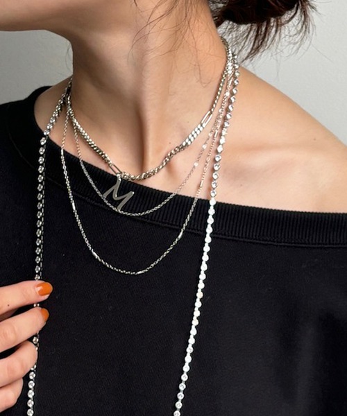 HYEON アルファベットR ネックレス HYEON アルファベットR ネックレス HYEON アルファベットR