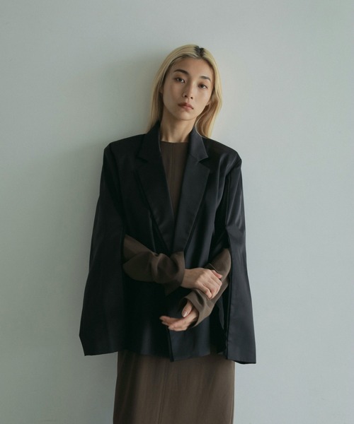 最終値下げ！Satin Slit Jacket anuke anuke（アンヌーク） (アンヌーク）Satin Slit Jacket 即日発送