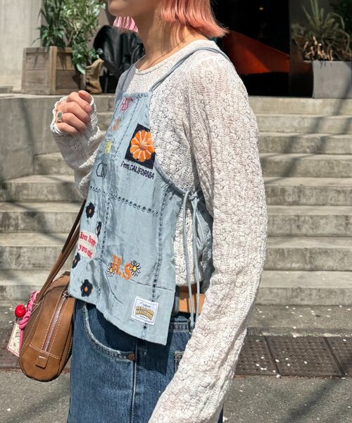 ブラウス シャツ 「HELLO.SANFRANCISCO」indiaオリジナル刺繍サテンキャミ レディース HELLO.SANFRANCISCO ブラウス シャツ 「HELLO.SANFRANCISCO