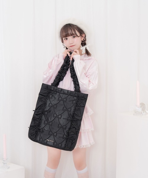 KIKI　バーバリーロンドン・トートバッグ・キルティング・A4・黒 定期入れ付きキルティングトート – BUNNY APARTMENT