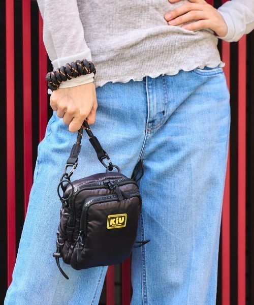 KiU（キウ） ショルダーバッグ ショルダーバッグ パフィーミニクロス