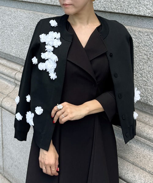 美品★LEONARD★無地×花柄フラワー カーディガンジャケット ブラック M 美品☆LEONARD☆無地×花柄フラワー カーディガンジャケット ブラック M