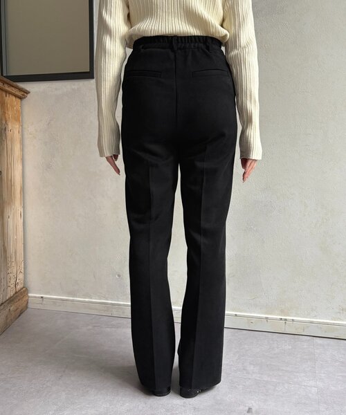 Thevon（ゼヴォン） パンツ Fスエードセミフレアパンツ レディース