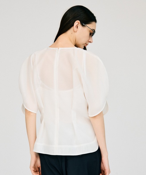 ブラウス シャツ 「2026Summer Pre-Order」オーガンジーパフトップ / Organza Puff-Sleeve Top レディースの画像