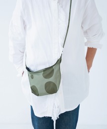 392 plus m ショルダーバッグ バッグ Pochette - maru 731798