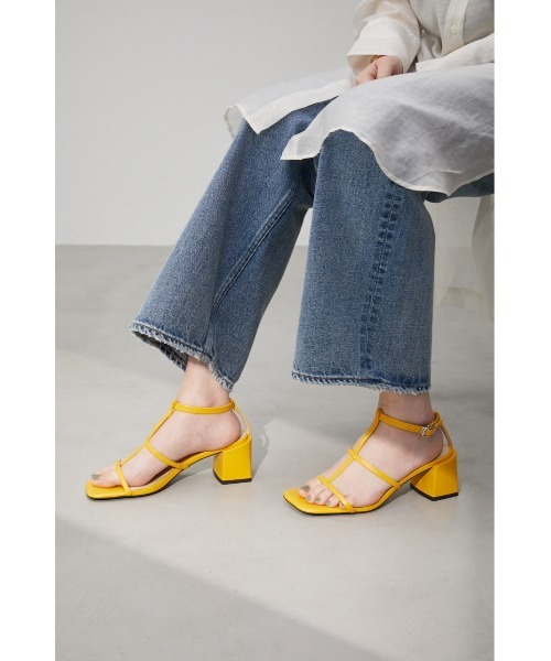 ファッション AZUL SANDALS/Tストラップサンダル T-STRAP サンダル MOUSSY BY 靴