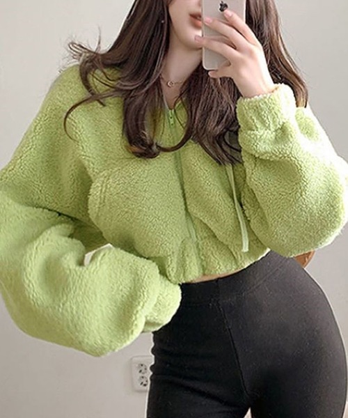 （美品）OzzCroce ショート丈パーカー　未使用品　カーキ　レディース パーカー ショート丈 ボアフーディ レディース : ZOZOTOWN Yahoo!店