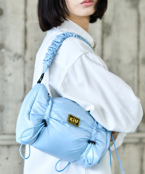 KiU（キウ） ショルダーバッグ ショルダーバッグ パフィーギャザー