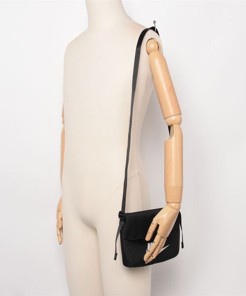 NIKE（ナイキ） ショルダーバッグ ウィメンズ NSW レベル クロスボディ