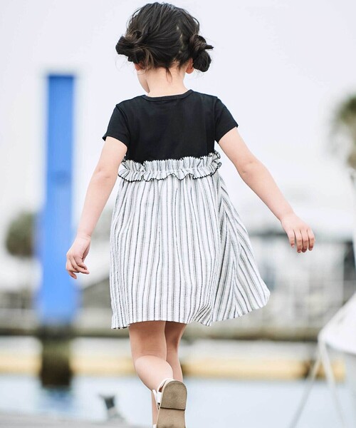 ワンピース 「お揃い」ナチュラルストライプ天竺切り替えウエストフリル半袖ワンピース(90~150cm) キッズ 子供服 男の子 女の子の画像