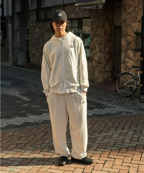umbro（アンブロ） パーカー 「EC別注」オーバーサイズワンポイント