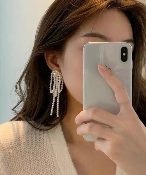 ピアス 「女性らしさをプラス♪」パールリボンピアス（両耳用