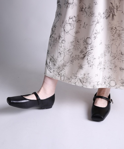 shoes365 パンプス 「shoes365」スクエアトゥのバックル付きパンプス