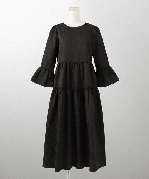 HUIT bouquet（ユイット ブーケ） ワンピース ベルスリーブ ジャガード