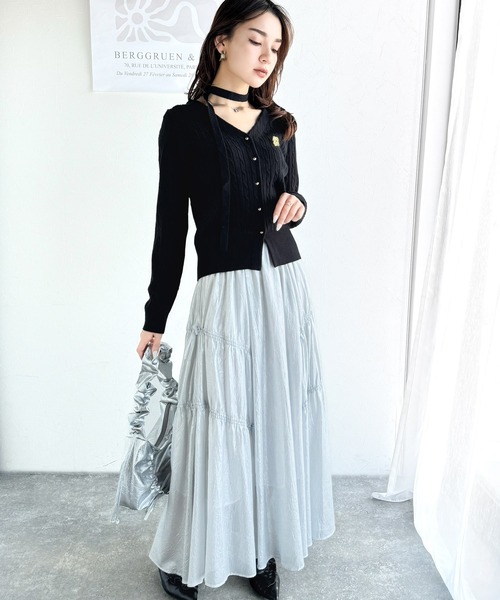 【mily bilet】程よい甘さで大人フェミニン。リボン使いVネックカーディガン mily bilet】程よい甘さで大人フェミニン。リボン使いVネック