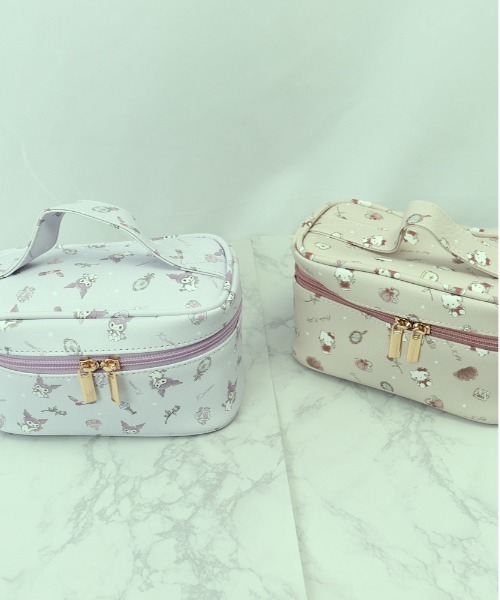 BACKYARD FAMILY（バックヤードファミリー） ポーチ キャラクター