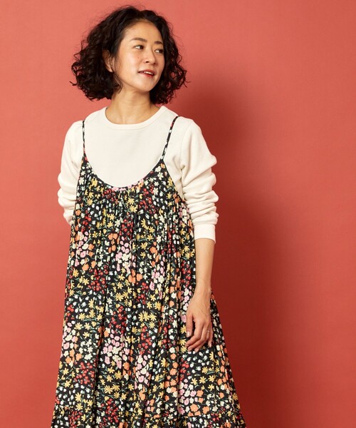 「Freada」 キャミソールワンピース ONE SIZE レッド レディースの画像