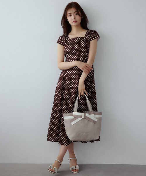 トートバッグ KNOT IN CONTRAST CANVASTOTE キャンバストートバッグ レディースの画像