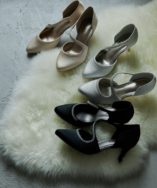 niana（ニアナ） パンプス オープンハートパーティーパンプス