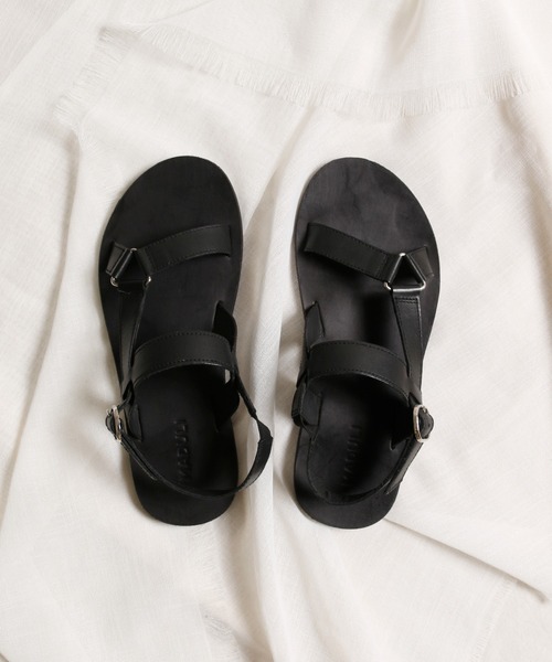 マドゥリ MADULI レザーサンダル （BLACK） -靴＆ファッション